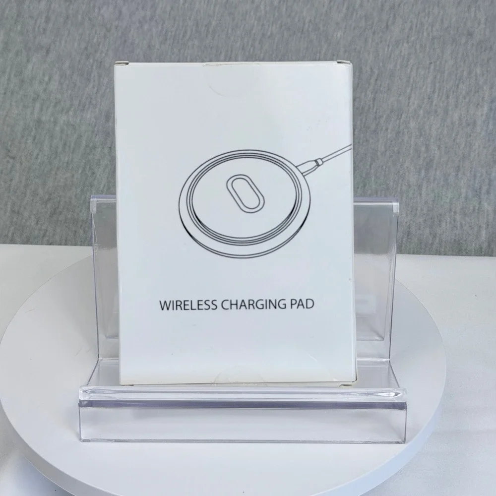 Wireless Charging Pad 15W Fast Charge Black CWD-V01 Universal Qi Compatible
